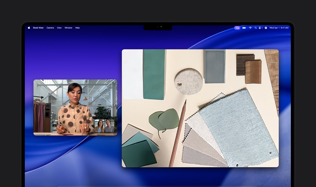 Una videollamada en un MacBook Pro de una persona que utiliza la prestación Vista Cenital para mostrar a otras dos personas su espacio de trabajo lleno de cuadrados de tela, Vista Cenital le permite mostrar su cara y su espacio de trabajo al mismo tiempo